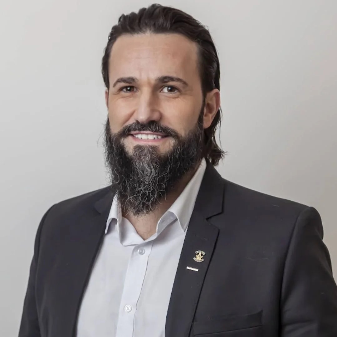 Retrato editorial de Dr. Rodrigo Rocha, psiquiatra do Instituto Alceu Giraldi